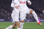 bsports体育-沙尔克客场击败对手，豪取三分