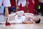 bsports体育-关键时刻！球队主力伤退，仍取得胜利