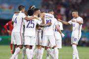 bsports体育-法国队展示出色技术，赢得观众喝彩