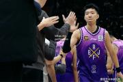 bsports体育-马德里德比战再掀热潮，球迷疯狂挤入球场