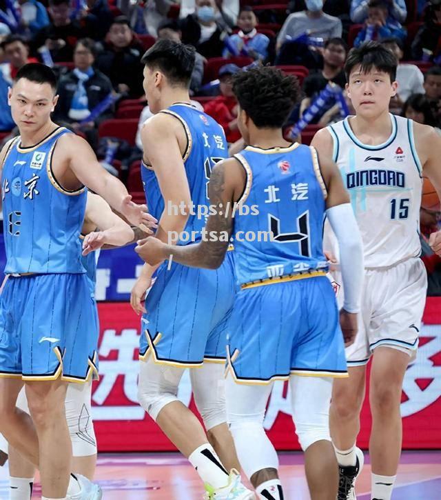 顶级篮球联赛中的热门球队备受瞩目