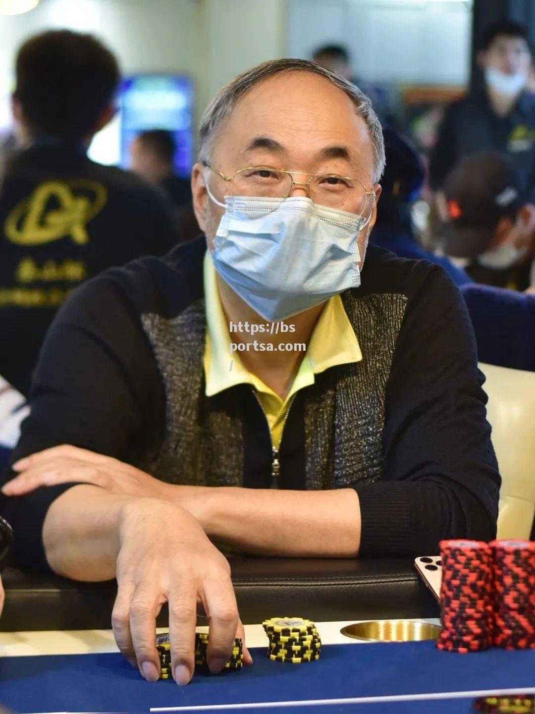 日本名将独中两元，领先晋级赛事