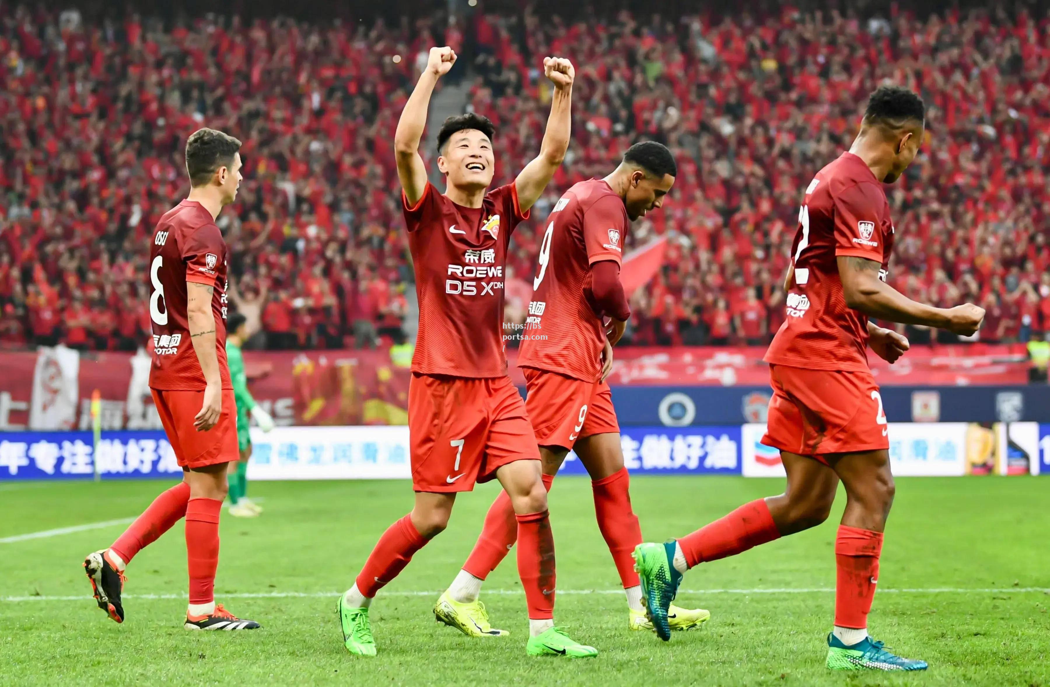 挑战全新高度！球队士气高昂准备战斗
